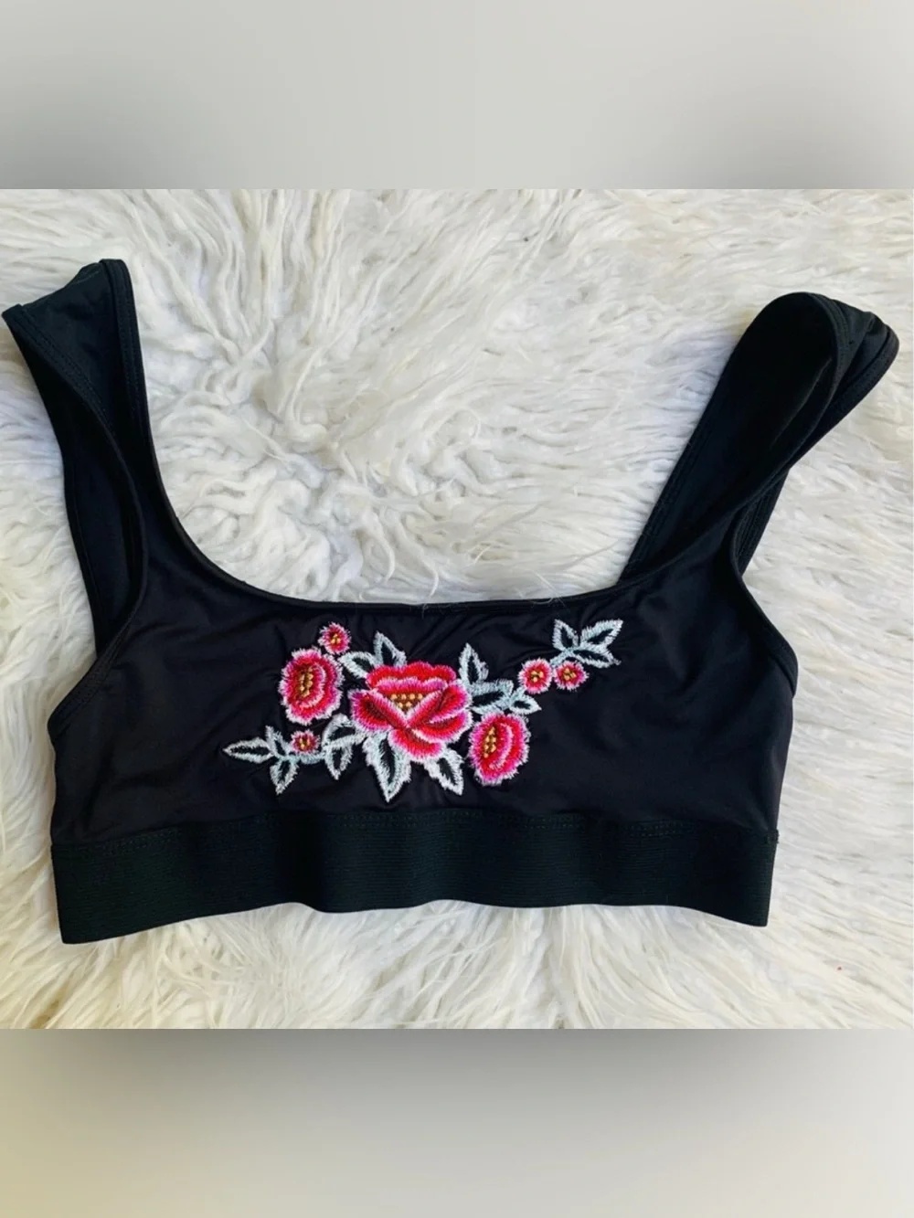 Frankie’s Bikinis Embroidered Bikini Swimsuit Top Black Red Size Small